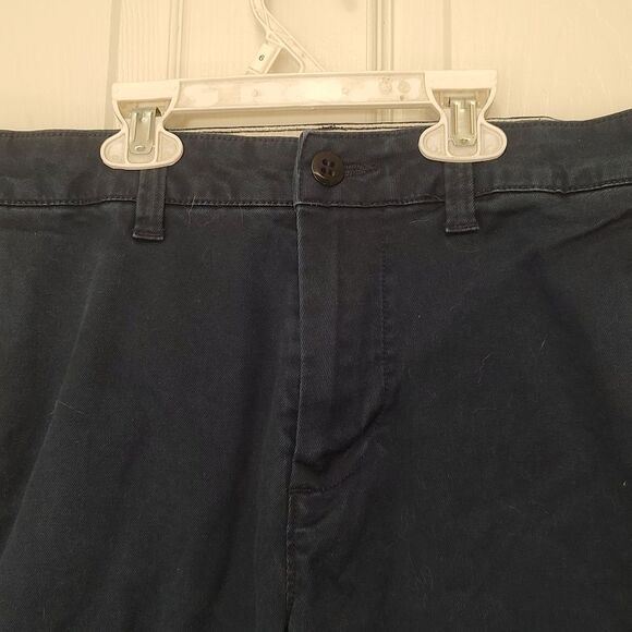 Men's American Eagle Dark Blue Cargo Style Shorts Size 30 - Picture 2 of 7